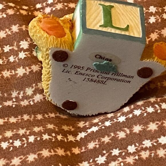 Vintage 1995 Priscilla Hillman L Alphabet Bear Cherished Teddies - Picture 3 of 5